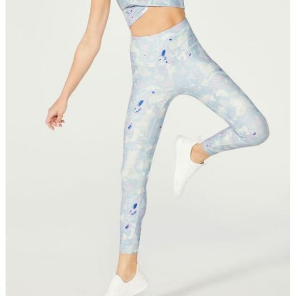 New WILDFOX Women's Watercolor Spill Tie Dye Athletic High Waist Legging Size XS - Picture 3 of 7